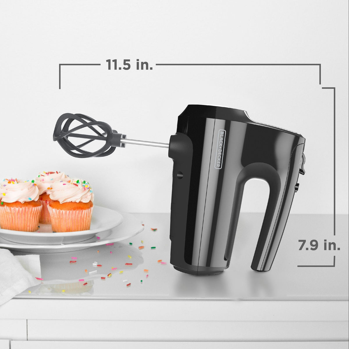 Helix Hand Mixer, Premium Performance 5 Speed Hand Mixer, Includes 5 Attachments and Case, Black O7L5 - product image 5