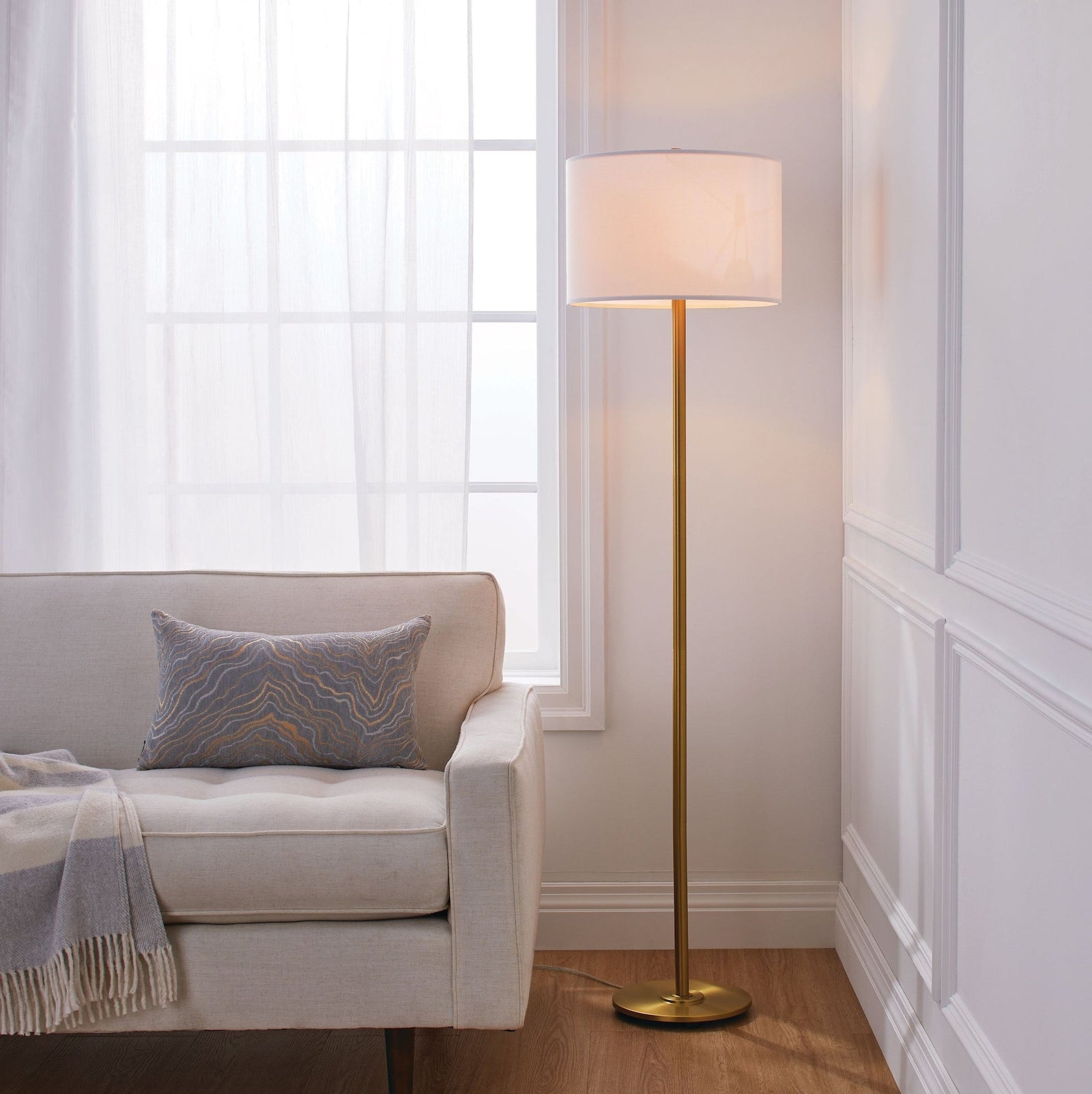 White Drum Shade Floor Lamp, 16-in, Metallic Gold/Matte Brass O5R8 - product image 5