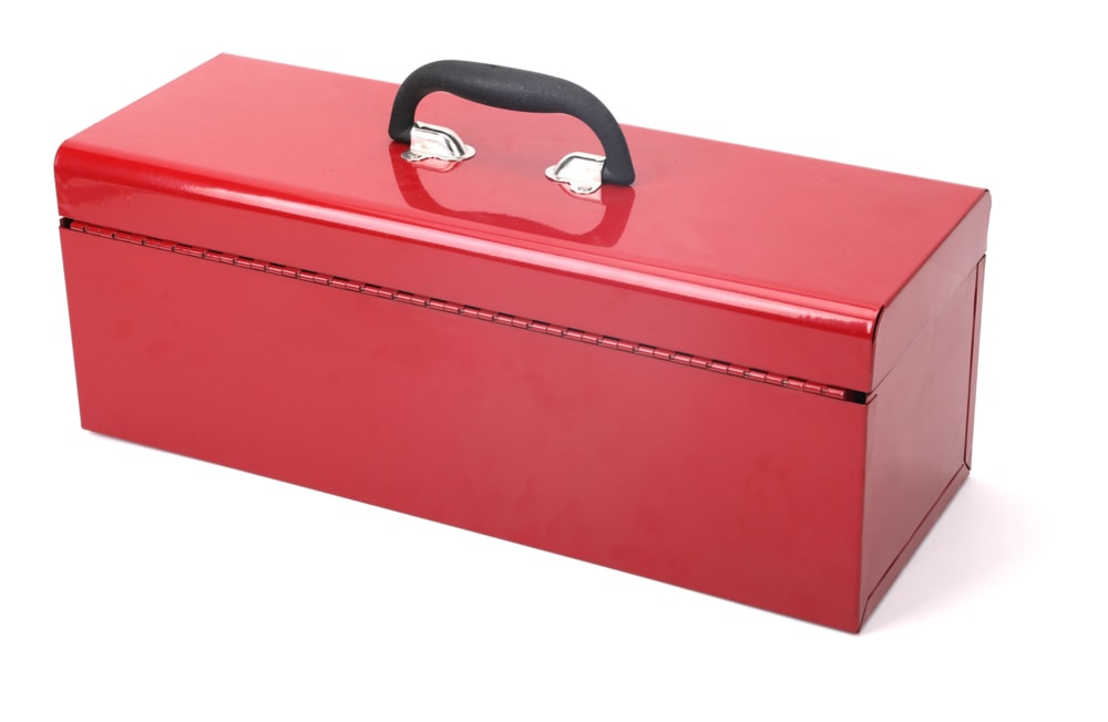 Portable Metal Hip Roof Tool Box with Removable Tray, 19-in, Red L7A0 - product image 2