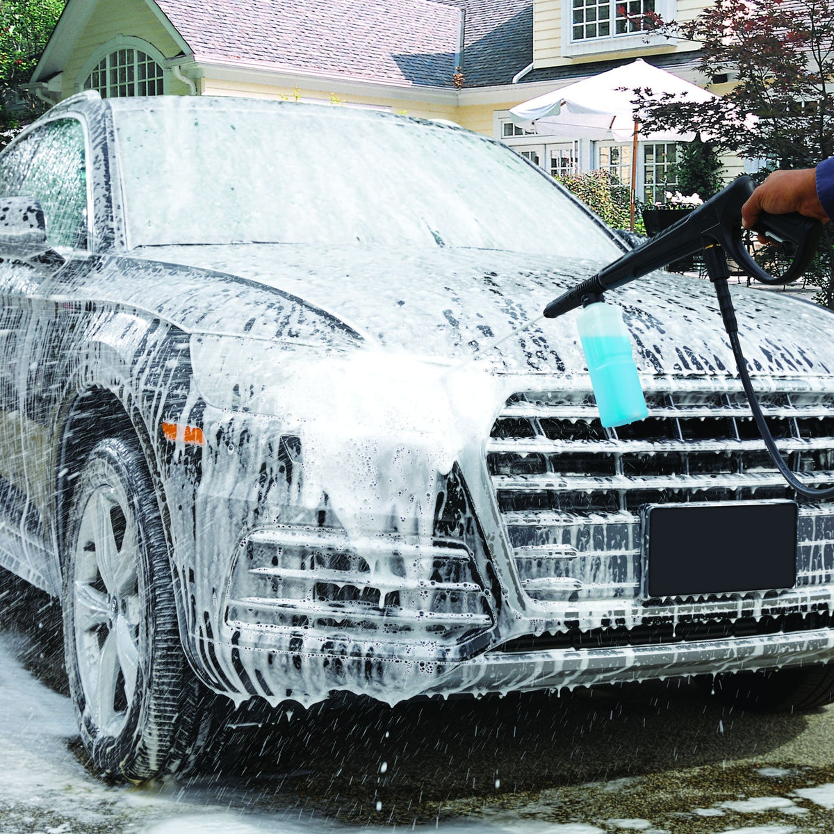 Non-Toxic Foaming Pressure Washer Detergent for Vehicles & Boats, Concentrate, 2L J5J9 - product image 2
