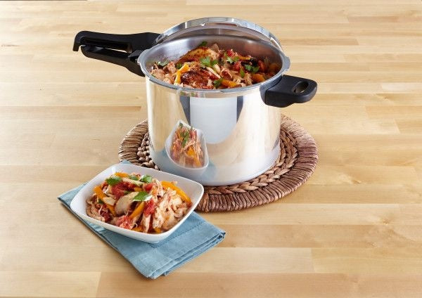 Stovetop Pressure Cooker, Aluminum, 4-L Q7B6 - product image 2