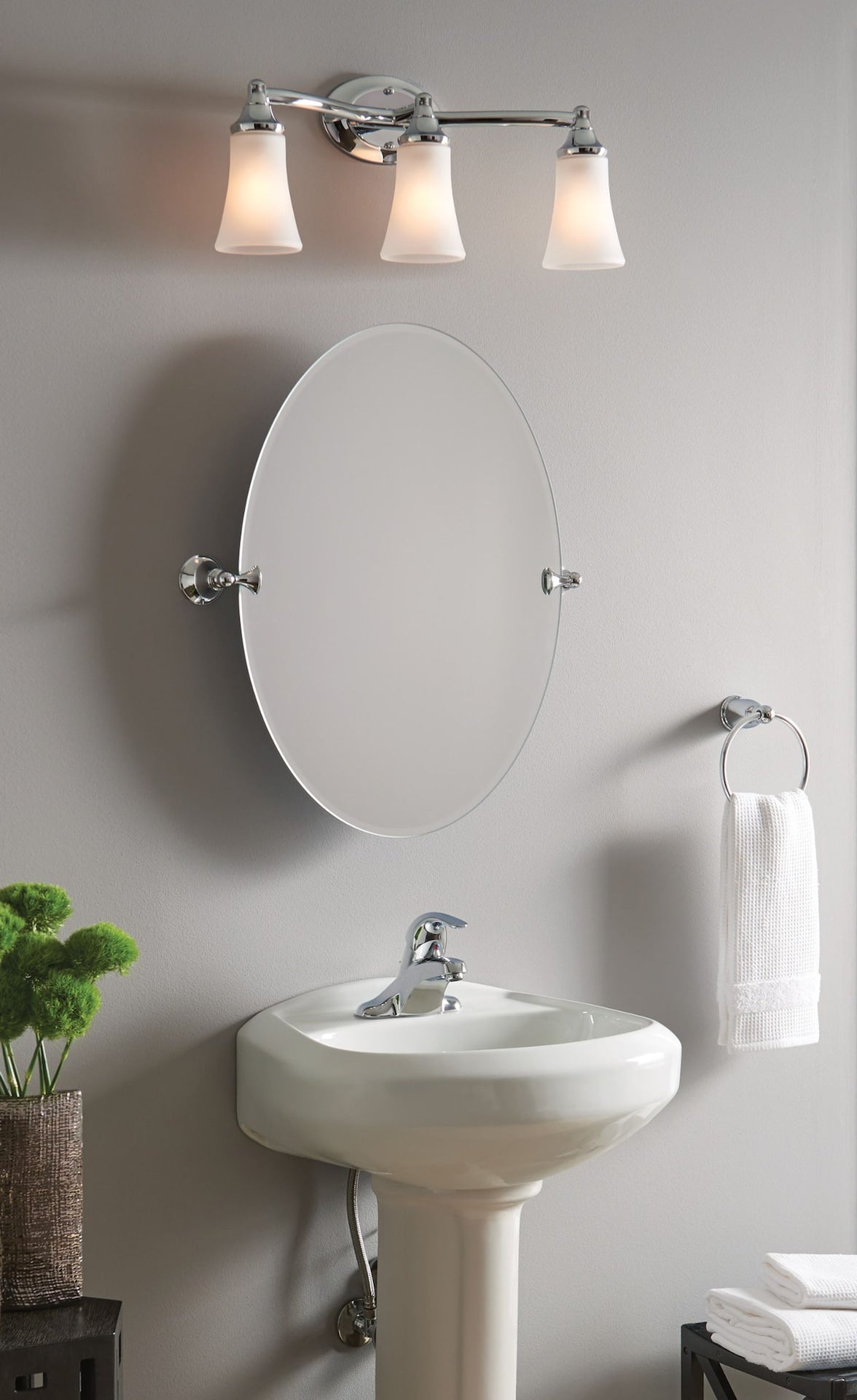 EVA 3-Light Vanity Lighting Fixture, Chrome B9P7 - product image 6