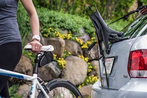 Solo 1-Bike Trunk Rack U8N5 - product image 3
