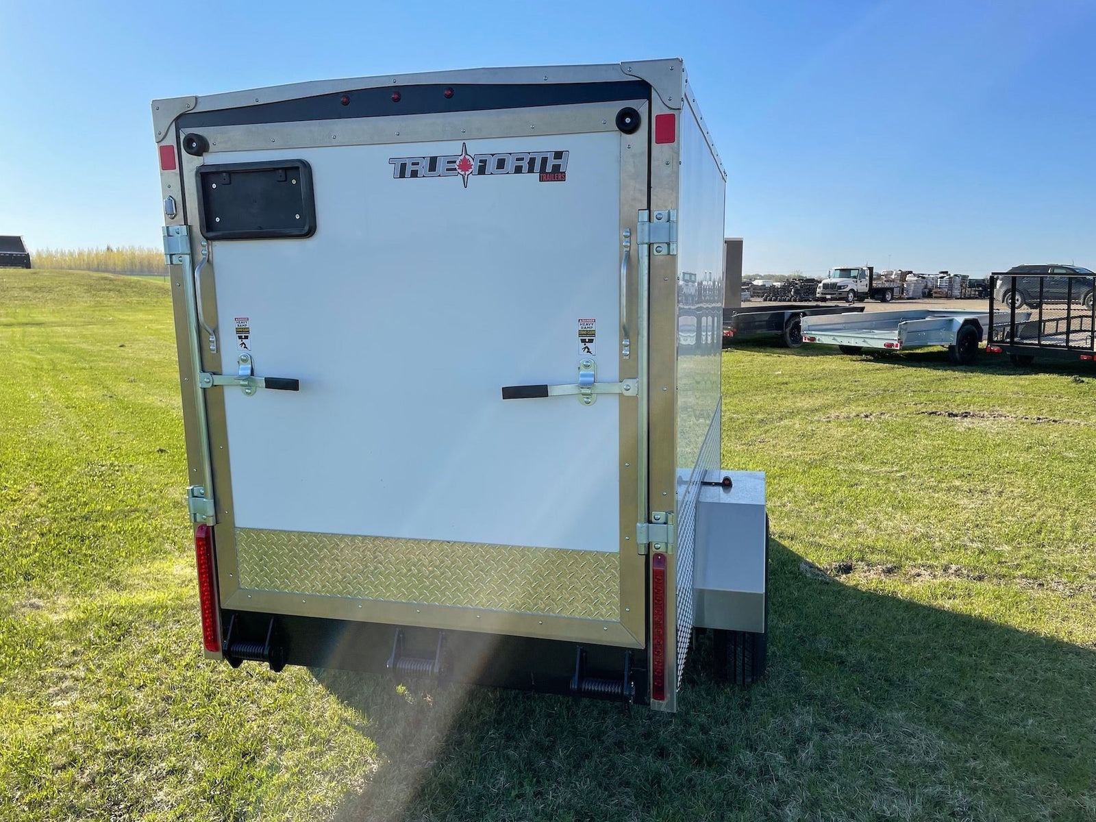 5 x 8-ft Enclosed Trailer with Ramp Door, White I6D1 - product image 6