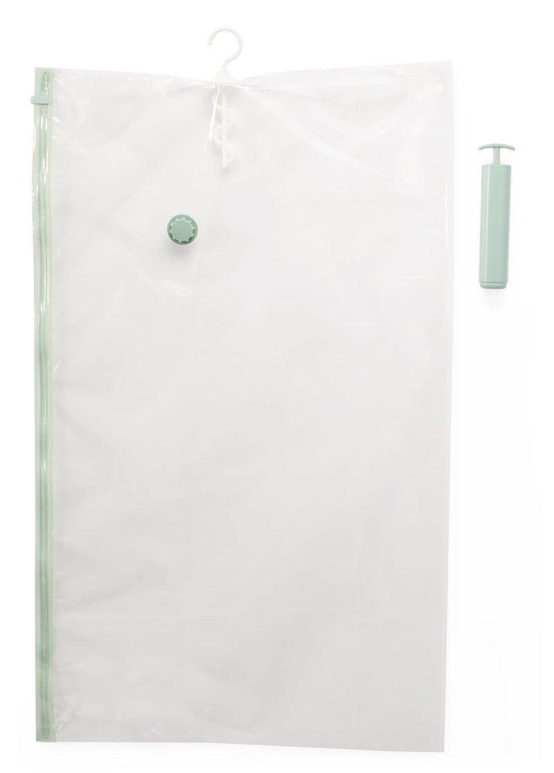 type A Hanging Reusable Vacuum Storage Seal Bag with Pump, 4-pk Z7I5